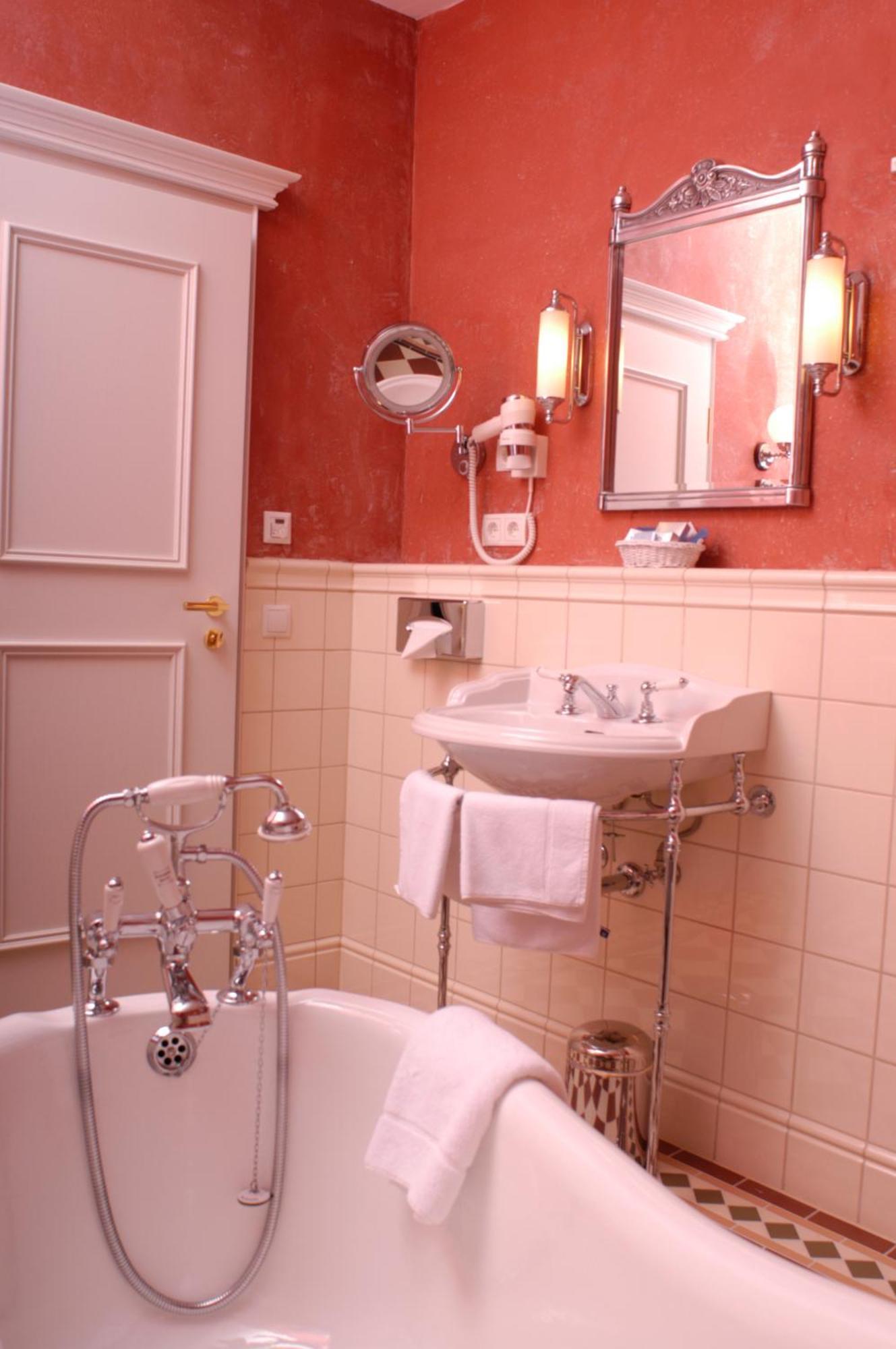 Seehotel Luitpold Тегернзее Экстерьер фото